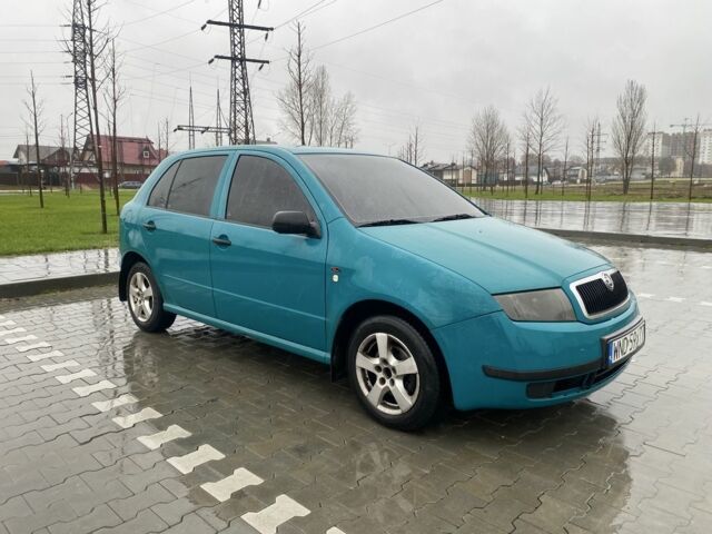 Зеленый Шкода Фабия, объемом двигателя 1.4 л и пробегом 350 тыс. км за 1450 $, фото 2 на Automoto.ua