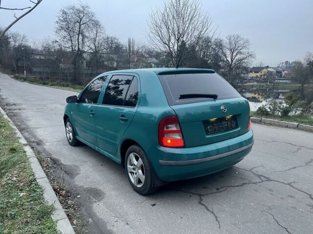 Зеленый Шкода Фабия, объемом двигателя 1.4 л и пробегом 1 тыс. км за 1550 $, фото 3 на Automoto.ua