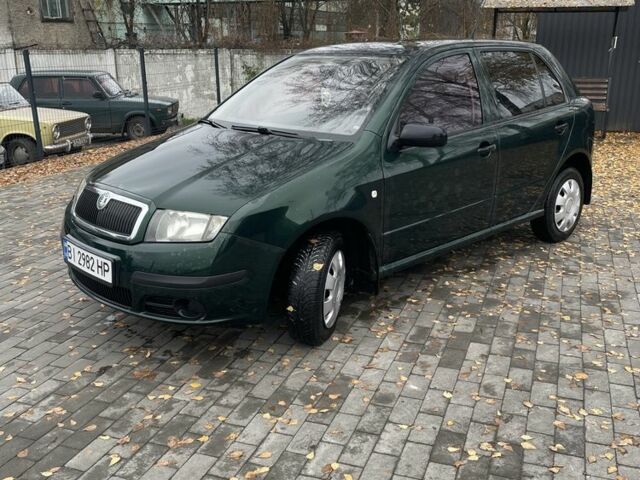 Зеленый Шкода Фабия, объемом двигателя 1.2 л и пробегом 200 тыс. км за 2700 $, фото 1 на Automoto.ua