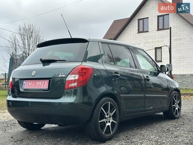Зеленый Шкода Фабия, объемом двигателя 1.39 л и пробегом 225 тыс. км за 5200 $, фото 10 на Automoto.ua