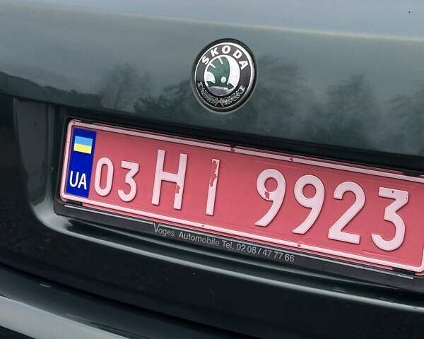 Зеленый Шкода Фабия, объемом двигателя 1.39 л и пробегом 225 тыс. км за 5200 $, фото 16 на Automoto.ua