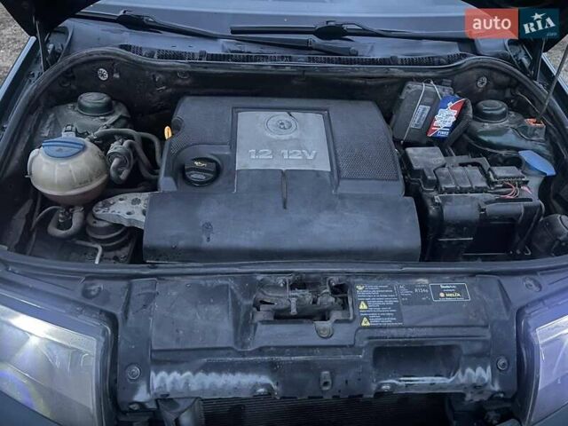 Зелений Шкода Фабія, об'ємом двигуна 1.2 л та пробігом 320 тис. км за 3300 $, фото 5 на Automoto.ua