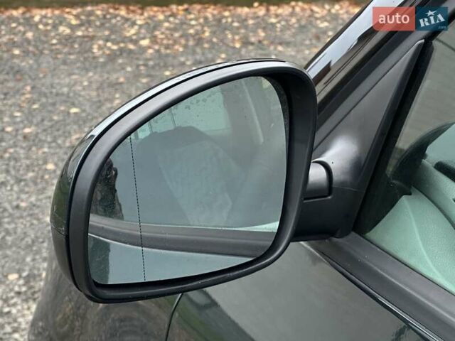 Зеленый Шкода Фабия, объемом двигателя 1.39 л и пробегом 225 тыс. км за 5200 $, фото 20 на Automoto.ua