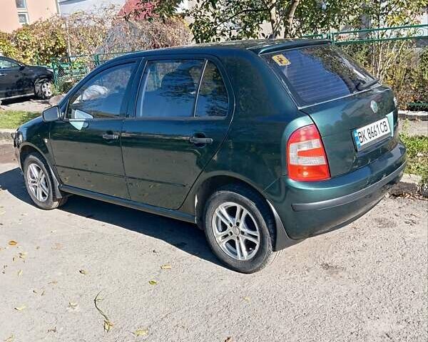 Зелений Шкода Фабія, об'ємом двигуна 1.2 л та пробігом 135 тис. км за 4000 $, фото 1 на Automoto.ua