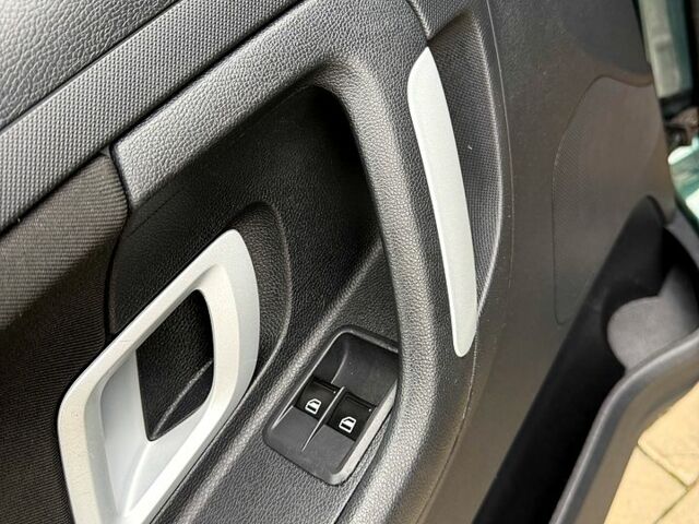 Зеленый Шкода Фабия, объемом двигателя 1.6 л и пробегом 226 тыс. км за 5850 $, фото 7 на Automoto.ua