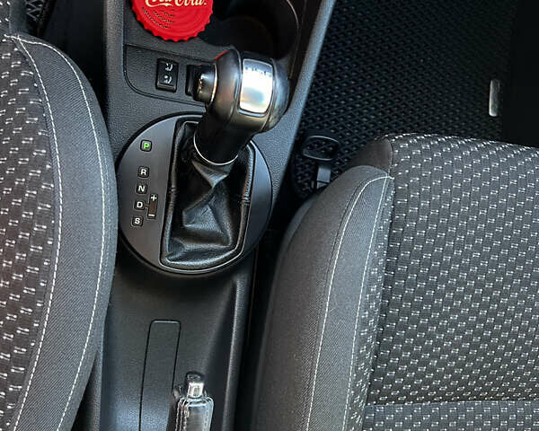 Зеленый Шкода Фабия, объемом двигателя 1.39 л и пробегом 229 тыс. км за 8800 $, фото 17 на Automoto.ua