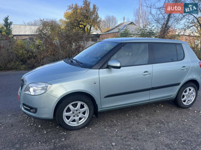 Шкода Фабія 2010 у Ахтырке на Automoto.ua Зелений Шкода Фабія, об'ємом двигуна 1.6 л та пробігом 205 тис. км за 6450 $, фото 19 на Automoto.ua
