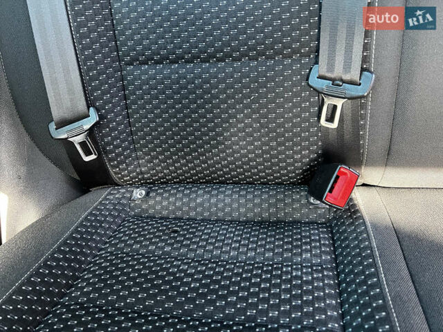 Зеленый Шкода Фабия, объемом двигателя 1.39 л и пробегом 229 тыс. км за 8800 $, фото 29 на Automoto.ua