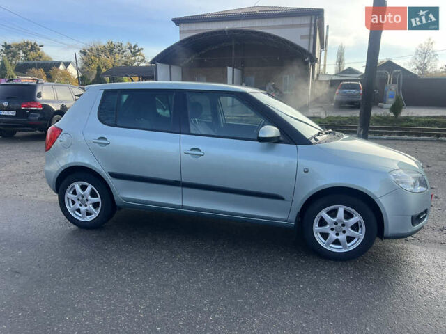Шкода Фабія 2010 у Ахтырке на Automoto.ua Зелений Шкода Фабія, об'ємом двигуна 1.6 л та пробігом 205 тис. км за 6450 $, фото 8 на Automoto.ua