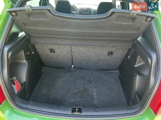 Зеленый Шкода Фабия, объемом двигателя 1.39 л и пробегом 229 тыс. км за 8800 $, фото 28 на Automoto.ua