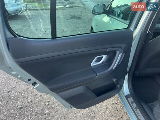 Шкода Фабія 2010 у Ахтырке на Automoto.ua Зелений Шкода Фабія, об'ємом двигуна 1.6 л та пробігом 205 тис. км за 6450 $, фото 55 на Automoto.ua