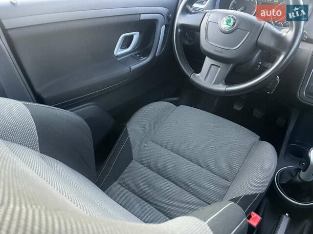 Шкода Фабія 2010 у Ахтырке на Automoto.ua Зелений Шкода Фабія, об'ємом двигуна 1.6 л та пробігом 205 тис. км за 6450 $, фото 51 на Automoto.ua