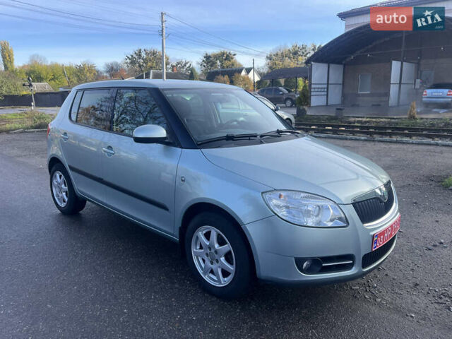 Шкода Фабія 2010 у Ахтырке на Automoto.ua Зелений Шкода Фабія, об'ємом двигуна 1.6 л та пробігом 205 тис. км за 6450 $, фото 6 на Automoto.ua