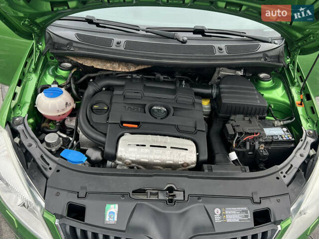 Зеленый Шкода Фабия, объемом двигателя 1.4 л и пробегом 144 тыс. км за 9200 $, фото 104 на Automoto.ua