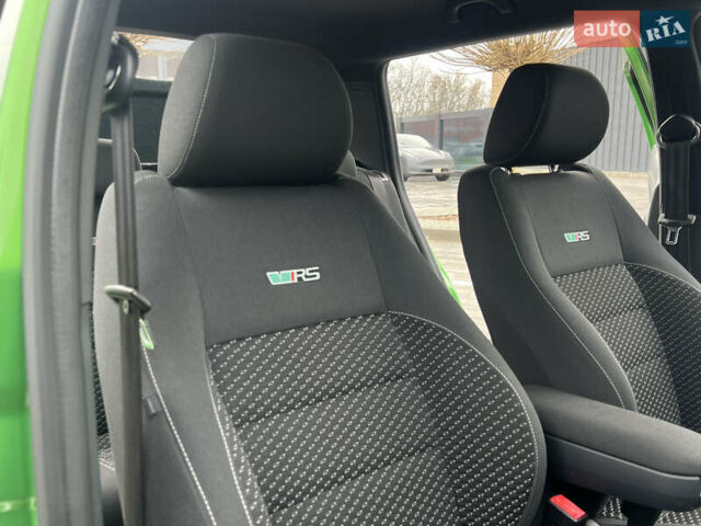 Зеленый Шкода Фабия, объемом двигателя 1.4 л и пробегом 144 тыс. км за 9200 $, фото 66 на Automoto.ua