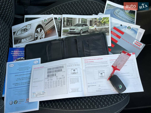 Зелений Шкода Фабія, об'ємом двигуна 1.4 л та пробігом 144 тис. км за 8950 $, фото 135 на Automoto.ua