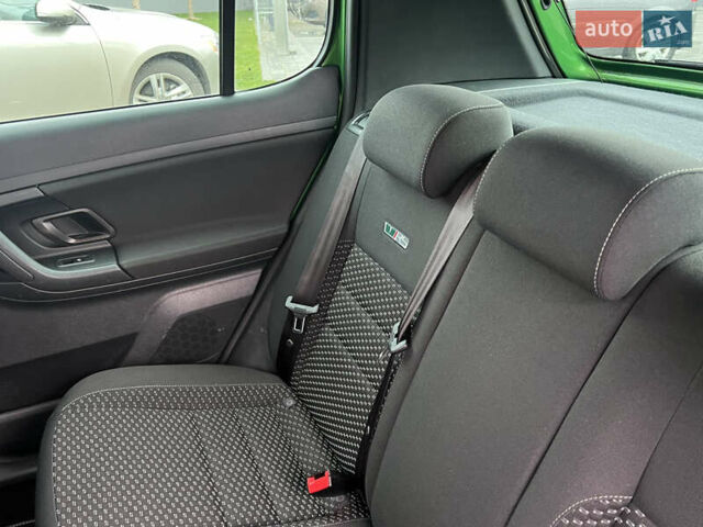 Зелений Шкода Фабія, об'ємом двигуна 1.4 л та пробігом 144 тис. км за 8950 $, фото 122 на Automoto.ua
