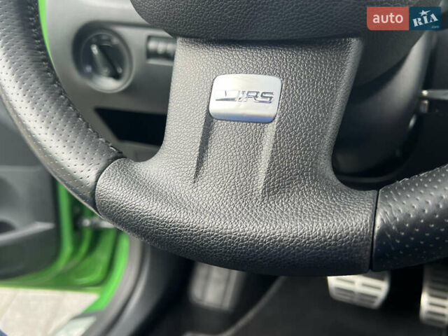 Зеленый Шкода Фабия, объемом двигателя 1.4 л и пробегом 144 тыс. км за 9200 $, фото 41 на Automoto.ua