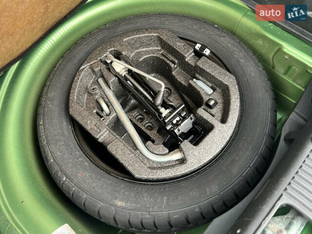Зеленый Шкода Фабия, объемом двигателя 1.4 л и пробегом 144 тыс. км за 9200 $, фото 78 на Automoto.ua