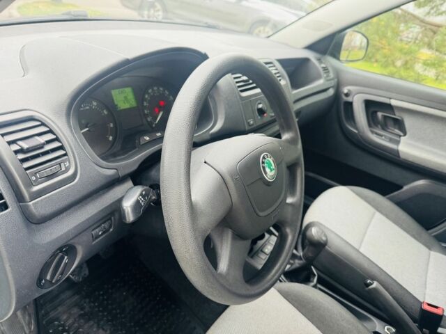 Зеленый Шкода Фабия, объемом двигателя 1.2 л и пробегом 67 тыс. км за 5300 $, фото 11 на Automoto.ua