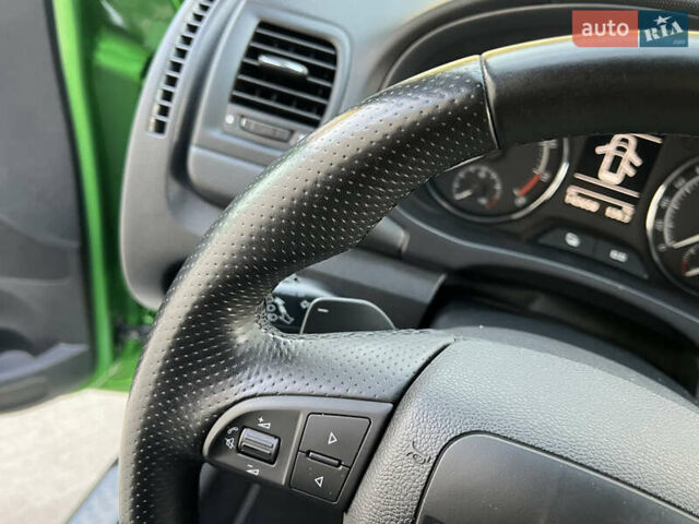 Зелений Шкода Фабія, об'ємом двигуна 1.4 л та пробігом 144 тис. км за 9650 $, фото 70 на Automoto.ua