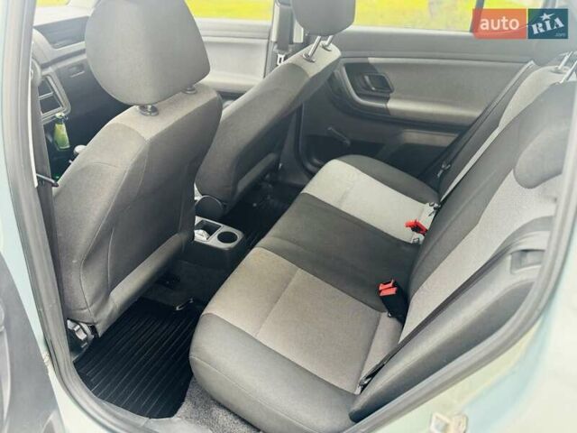 Зеленый Шкода Фабия, объемом двигателя 1.2 л и пробегом 67 тыс. км за 5300 $, фото 9 на Automoto.ua