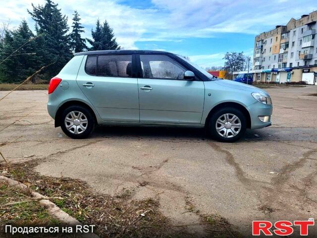 Зелений Шкода Фабія, об'ємом двигуна 1.4 л та пробігом 151 тис. км за 5555 $, фото 1 на Automoto.ua