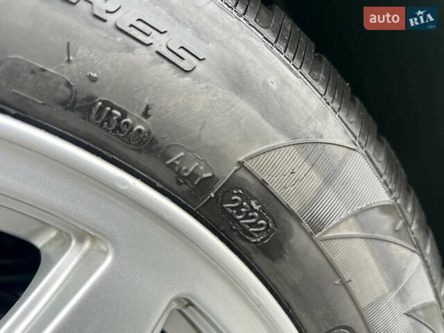 Зеленый Шкода Фабия, объемом двигателя 1.4 л и пробегом 144 тыс. км за 9200 $, фото 133 на Automoto.ua