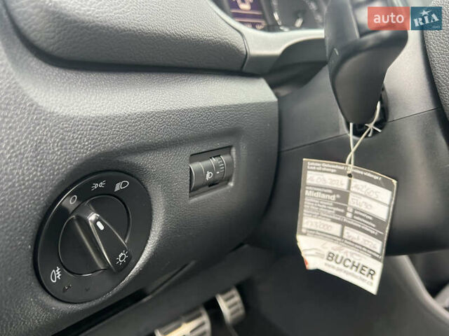 Зеленый Шкода Фабия, объемом двигателя 1.4 л и пробегом 144 тыс. км за 9200 $, фото 37 на Automoto.ua