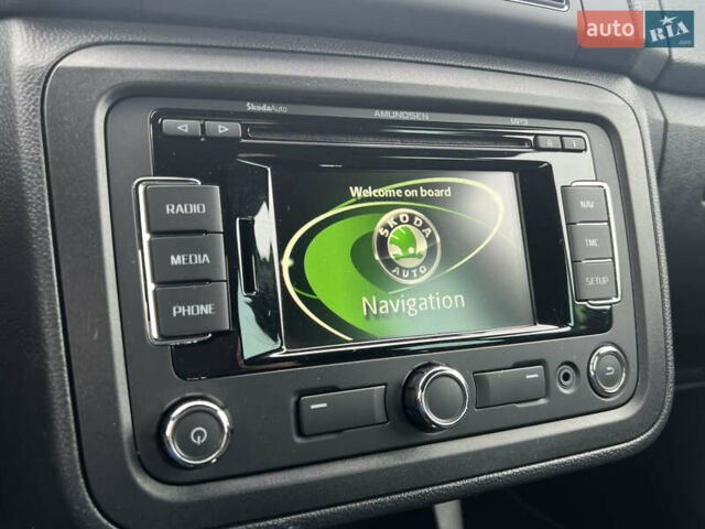 Зеленый Шкода Фабия, объемом двигателя 1.4 л и пробегом 144 тыс. км за 9200 $, фото 116 на Automoto.ua