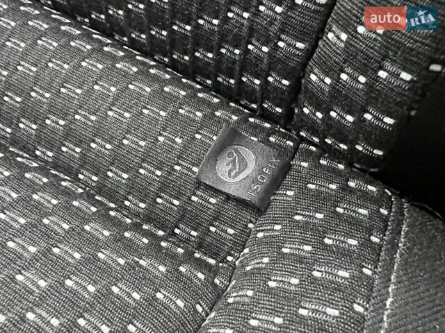 Зеленый Шкода Фабия, объемом двигателя 1.4 л и пробегом 144 тыс. км за 9200 $, фото 60 на Automoto.ua