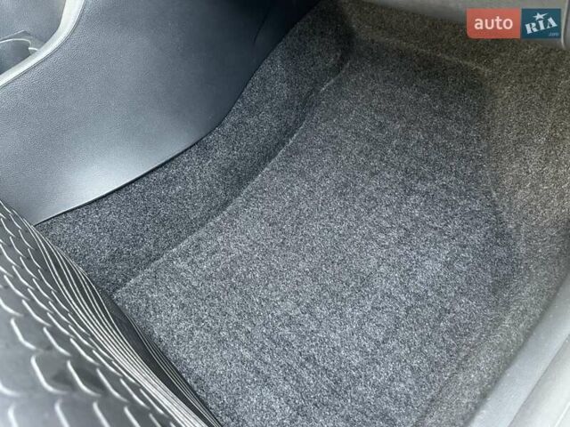 Зелений Шкода Фабія, об'ємом двигуна 1.2 л та пробігом 67 тис. км за 6500 $, фото 23 на Automoto.ua