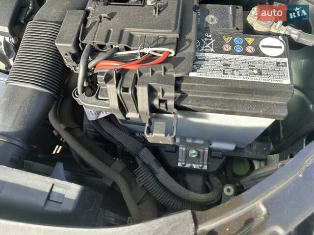 Зелений Шкода Фабія, об'ємом двигуна 1.2 л та пробігом 67 тис. км за 6500 $, фото 6 на Automoto.ua