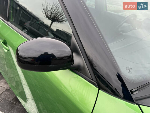 Зеленый Шкода Фабия, объемом двигателя 1.4 л и пробегом 144 тыс. км за 9200 $, фото 124 на Automoto.ua