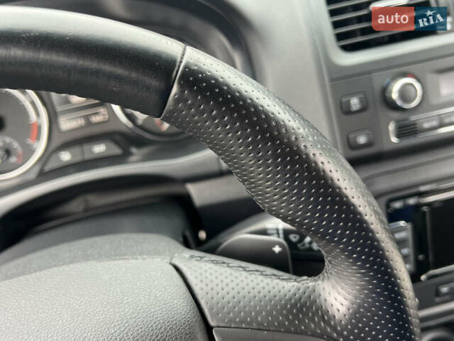 Зеленый Шкода Фабия, объемом двигателя 1.4 л и пробегом 144 тыс. км за 9200 $, фото 43 на Automoto.ua