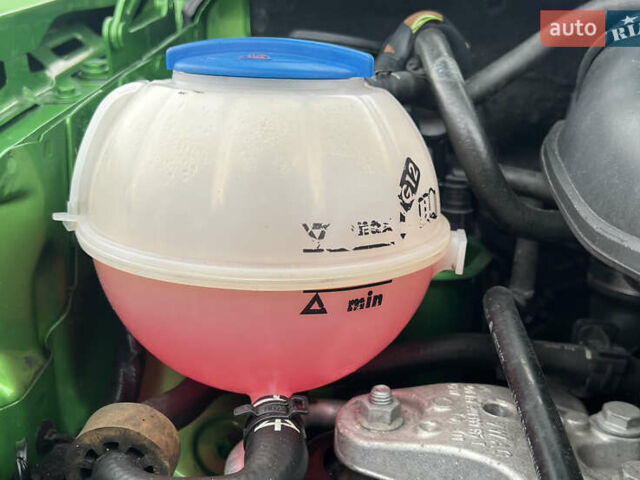 Зелений Шкода Фабія, об'ємом двигуна 1.4 л та пробігом 144 тис. км за 8950 $, фото 113 на Automoto.ua