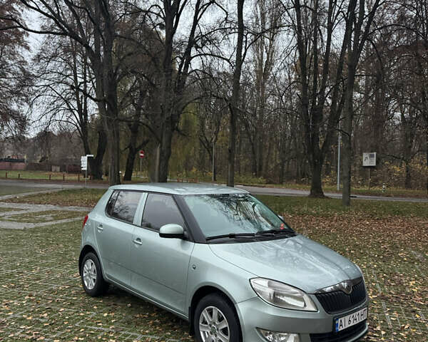 Зелений Шкода Фабія, об'ємом двигуна 1.4 л та пробігом 186 тис. км за 5500 $, фото 27 на Automoto.ua