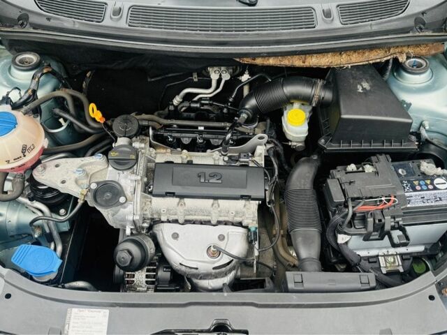 Зеленый Шкода Фабия, объемом двигателя 1.2 л и пробегом 67 тыс. км за 5300 $, фото 16 на Automoto.ua