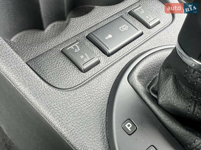 Зеленый Шкода Фабия, объемом двигателя 1.4 л и пробегом 144 тыс. км за 9200 $, фото 50 на Automoto.ua