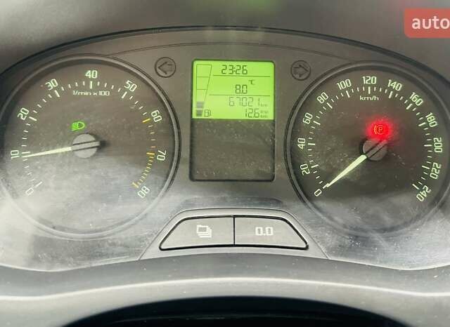 Зеленый Шкода Фабия, объемом двигателя 1.2 л и пробегом 67 тыс. км за 5300 $, фото 13 на Automoto.ua