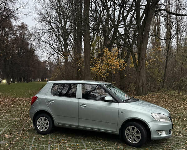 Зелений Шкода Фабія, об'ємом двигуна 1.4 л та пробігом 186 тис. км за 5500 $, фото 2 на Automoto.ua
