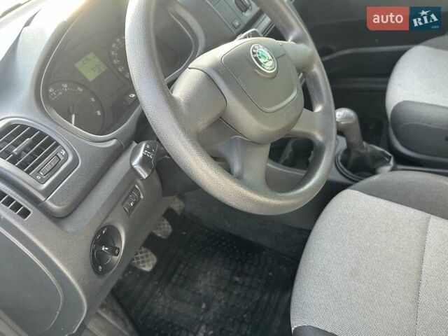 Зелений Шкода Фабія, об'ємом двигуна 1.2 л та пробігом 67 тис. км за 6500 $, фото 18 на Automoto.ua