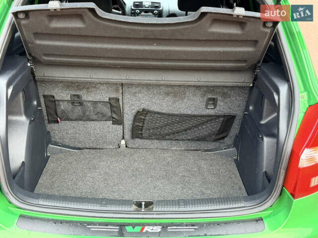 Зелений Шкода Фабія, об'ємом двигуна 1.4 л та пробігом 194 тис. км за 9800 $, фото 40 на Automoto.ua