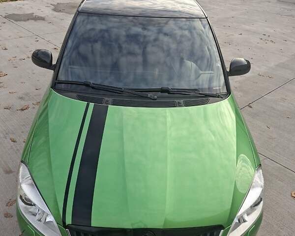 Зеленый Шкода Фабия, объемом двигателя 1.4 л и пробегом 194 тыс. км за 8900 $, фото 20 на Automoto.ua