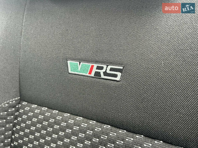 Зеленый Шкода Фабия, объемом двигателя 1.4 л и пробегом 144 тыс. км за 9200 $, фото 59 на Automoto.ua