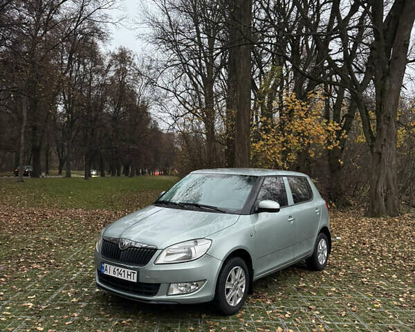 Зелений Шкода Фабія, об'ємом двигуна 1.4 л та пробігом 186 тис. км за 5500 $, фото 9 на Automoto.ua