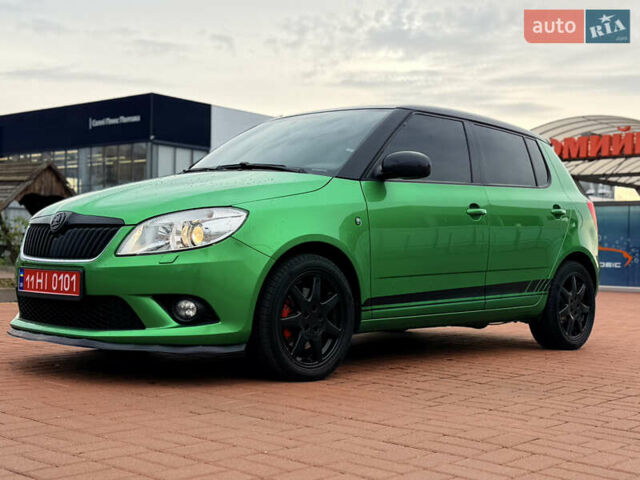Зелений Шкода Фабія, об'ємом двигуна 1.4 л та пробігом 194 тис. км за 9800 $, фото 20 на Automoto.ua