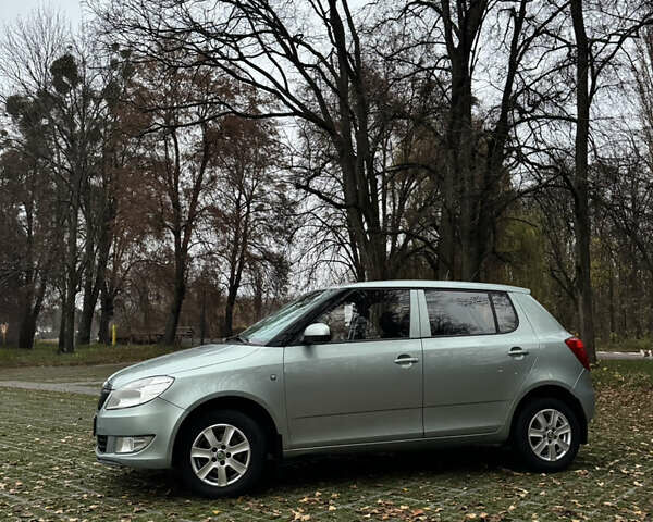 Зелений Шкода Фабія, об'ємом двигуна 1.4 л та пробігом 186 тис. км за 5500 $, фото 5 на Automoto.ua