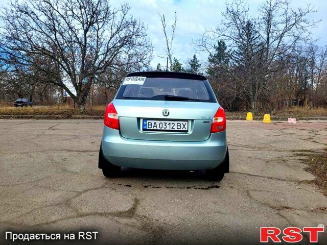 Зелений Шкода Фабія, об'ємом двигуна 1.4 л та пробігом 151 тис. км за 5555 $, фото 2 на Automoto.ua