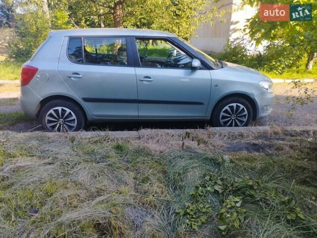 Зеленый Шкода Фабия, объемом двигателя 1.2 л и пробегом 170 тыс. км за 7500 $, фото 10 на Automoto.ua